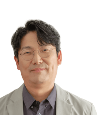 Joshua Kang (CEO & Co-Founder)